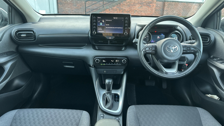 Toyota Yaris 1.5 Hybrid Design 5dr CVT Hybrid Hatchback